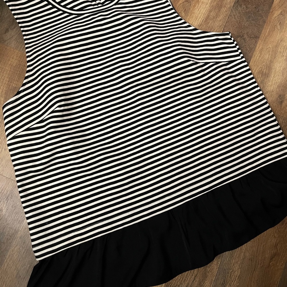 J crew sleeveless flowy peplum top